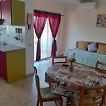 Aparthotel 1000 Roses *