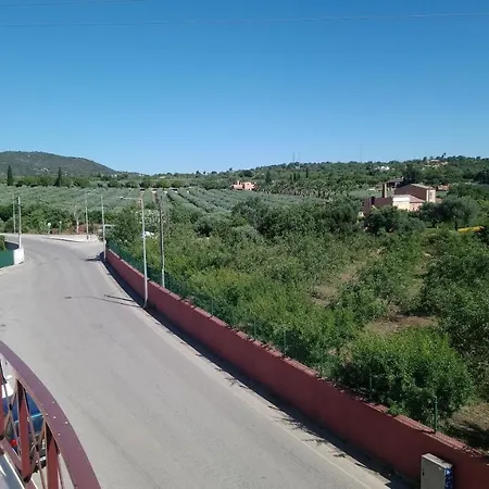 1000朵玫瑰公寓酒店 * 蒙卡拉帕乔