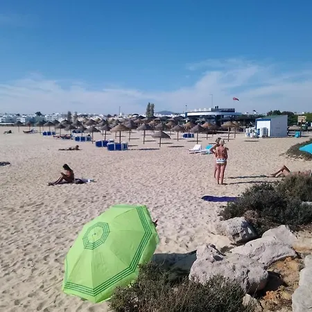 1000朵玫瑰公寓酒店