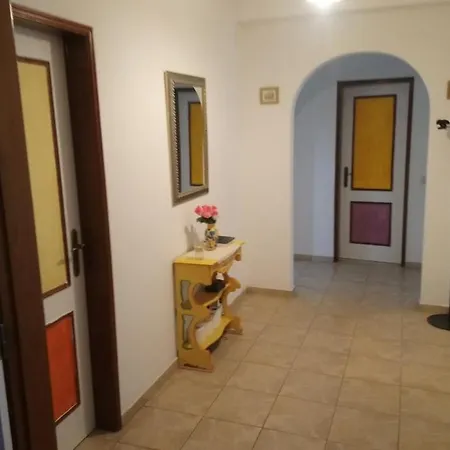 1000朵玫瑰公寓酒店 公寓式酒店