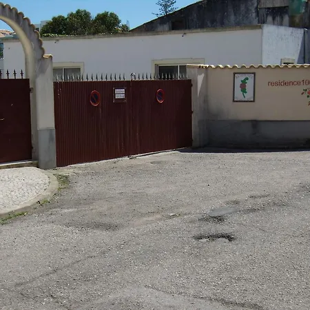 Aparthotel 1000 Roses *