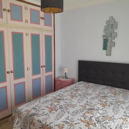 公寓式酒店 1000朵玫瑰公寓酒店 *