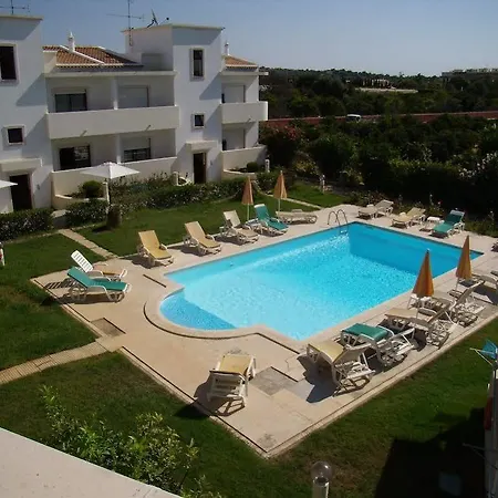 Aparthotel 1000 Roses *